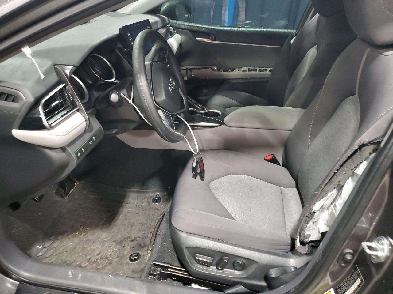2023 TOYOTA CAMRY LE - Фото 7