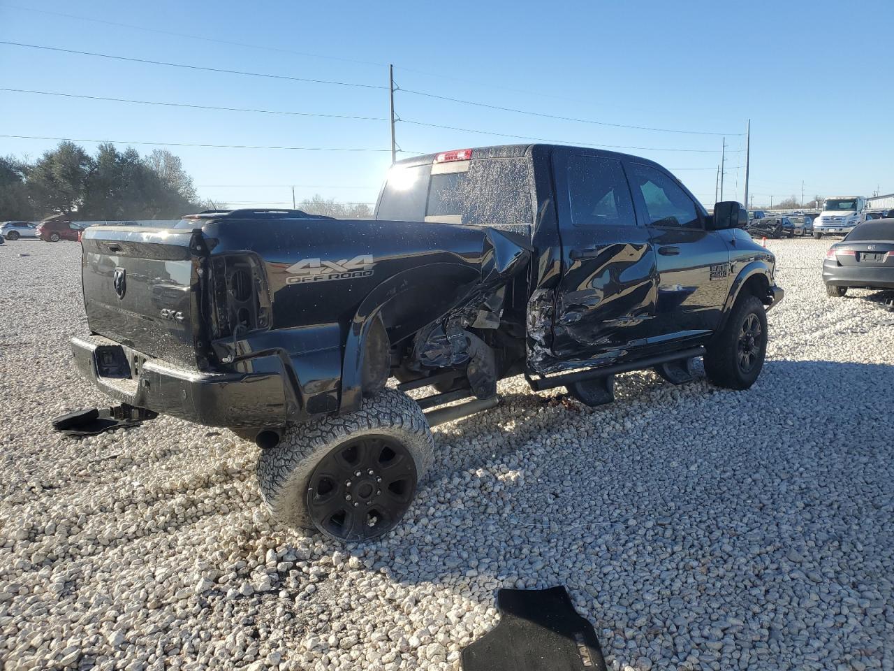 2017 RAM 2500 SLT - Image 3