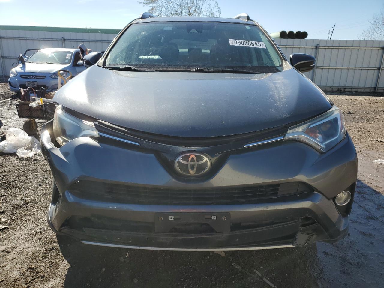 2017 TOYOTA RAV4 XLE - Image 5