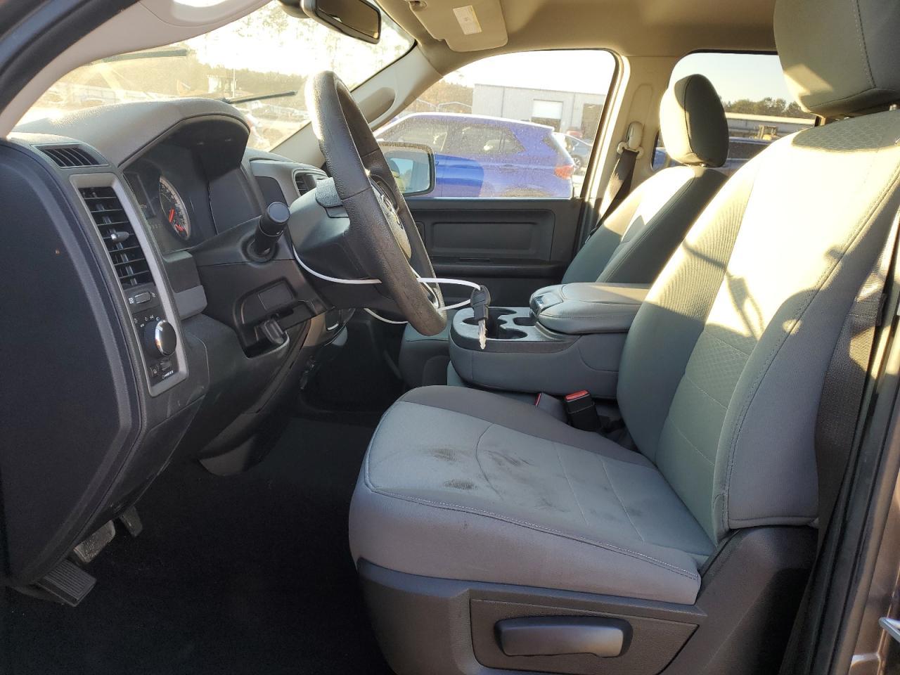 2018 RAM 1500 ST - Image 7