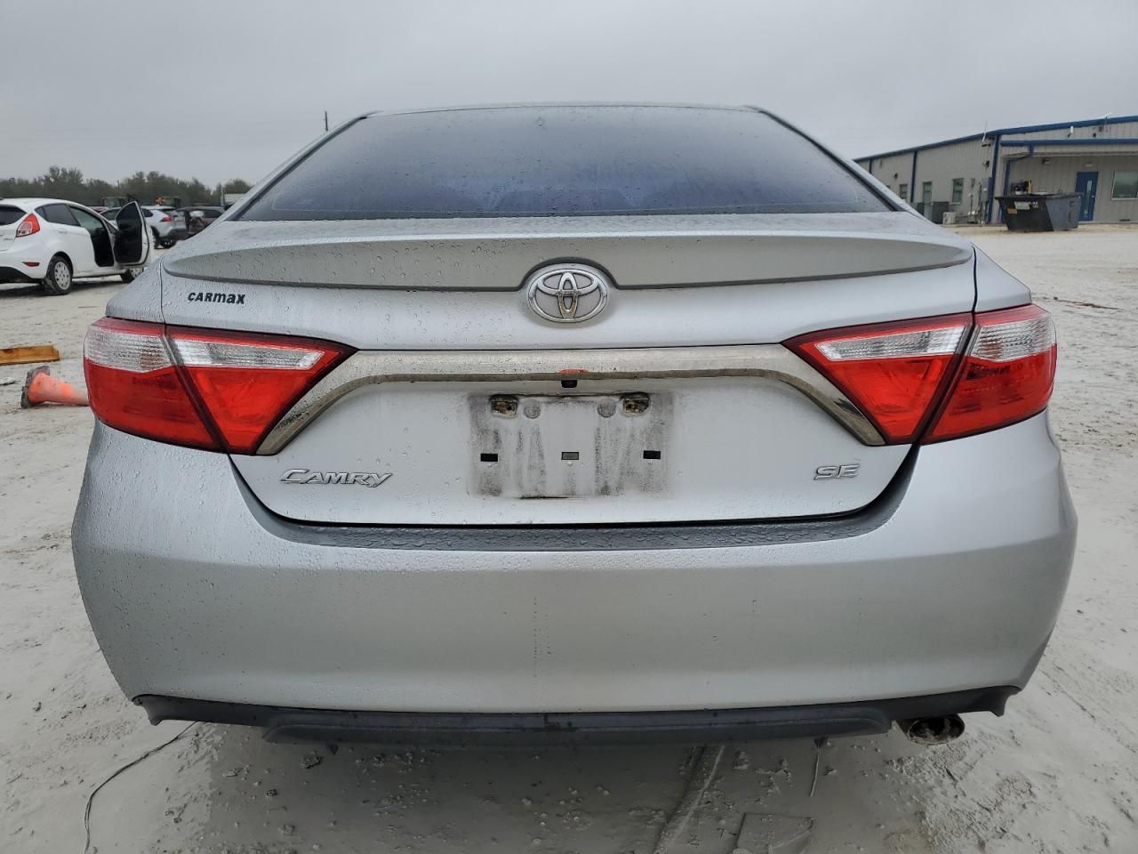2017 TOYOTA CAMRY LE - Image 6