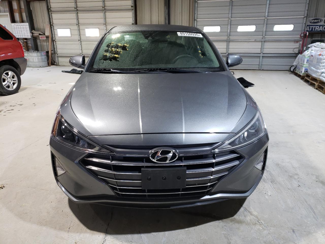 2019 HYUNDAI ELANTRA SE - Фото 5