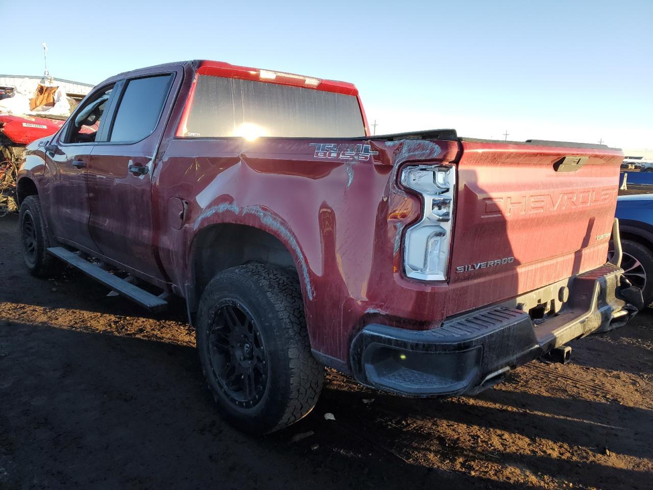 2019 CHEVROLET SILVERADO - Фото 2