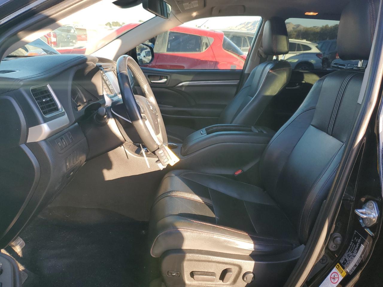 2019 TOYOTA HIGHLANDER - Фото 7
