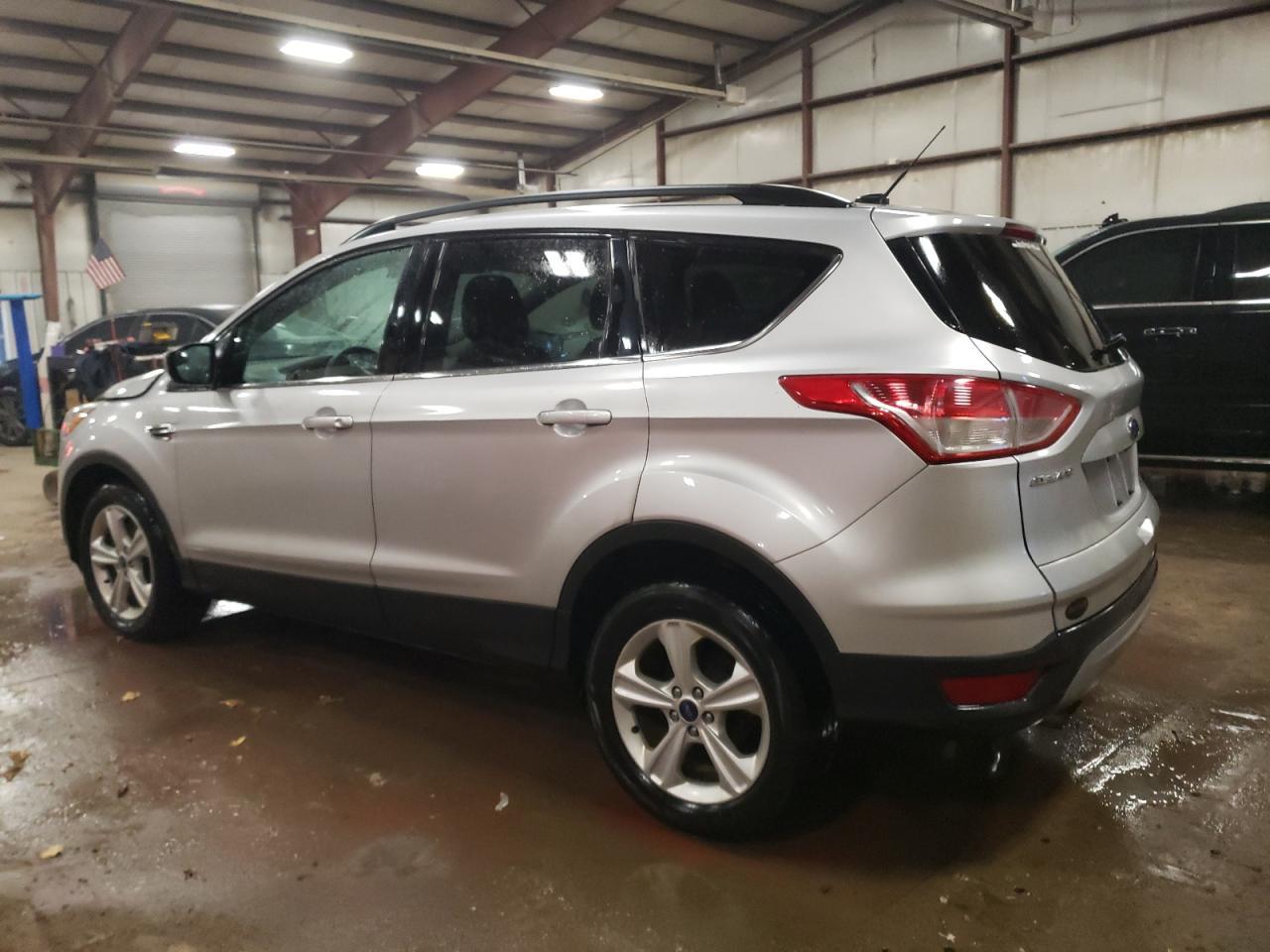 2015 FORD ESCAPE SE - Image 2