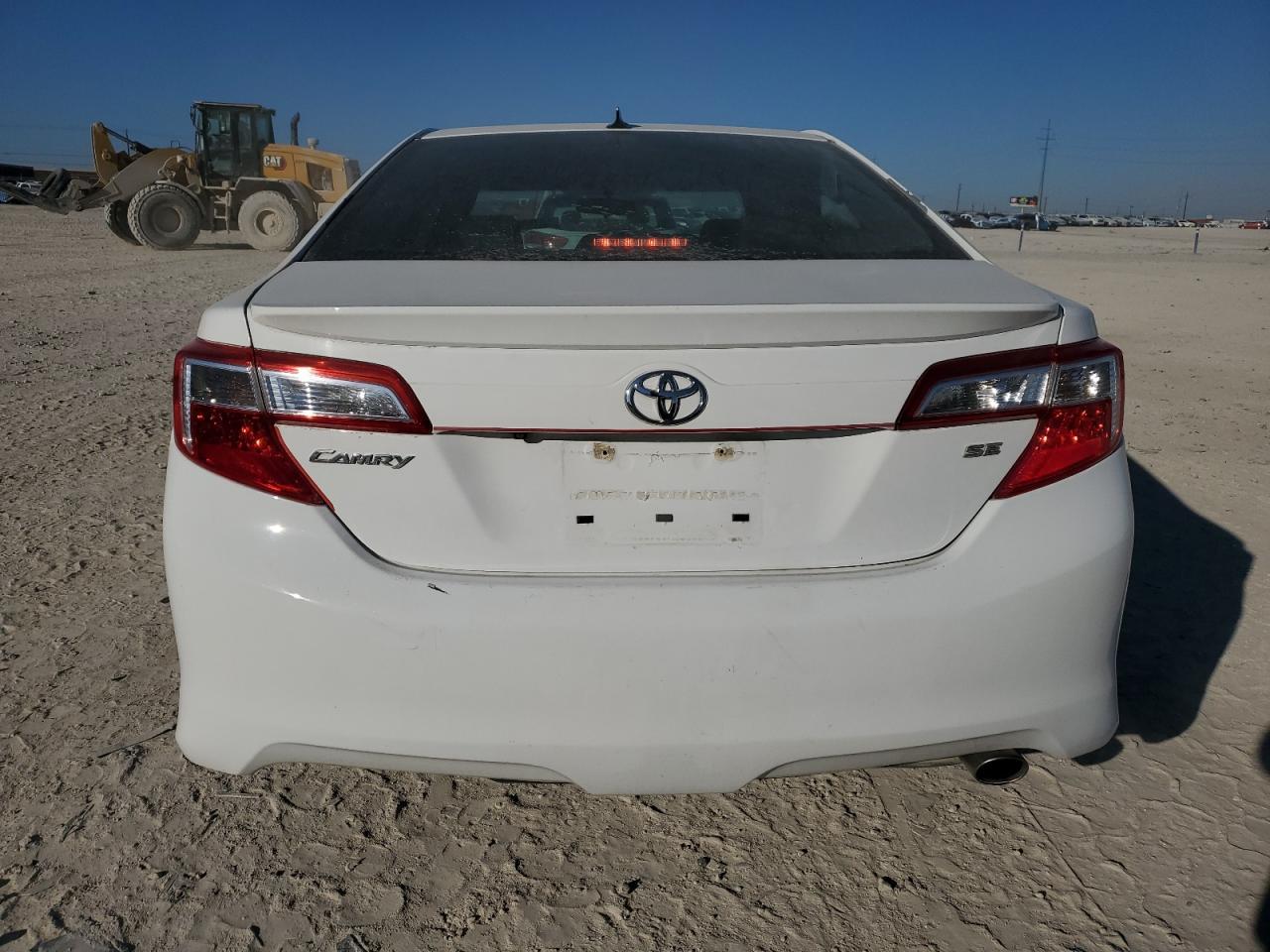 2014 TOYOTA CAMRY L - Image 6