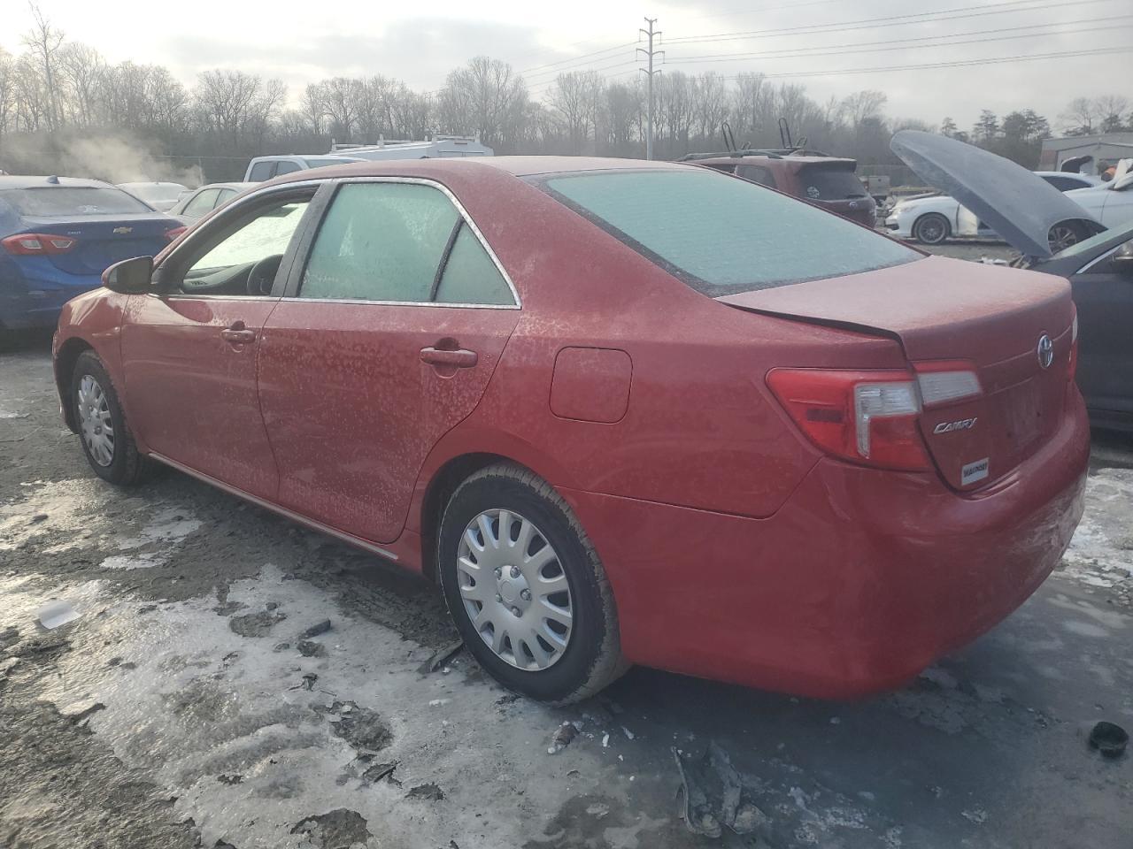 2014 TOYOTA CAMRY L - Фото 2