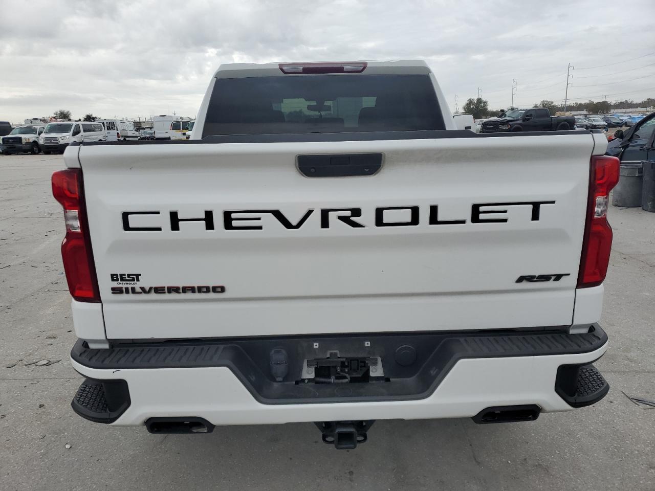 2021 CHEVROLET SILVERADO - Фото 6