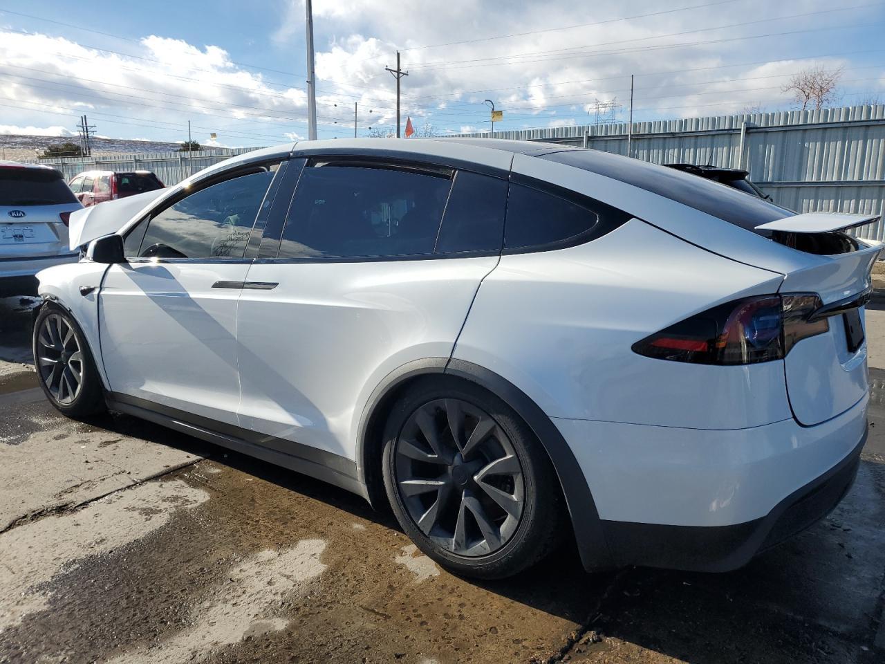 2023 TESLA MODEL X - Image 2