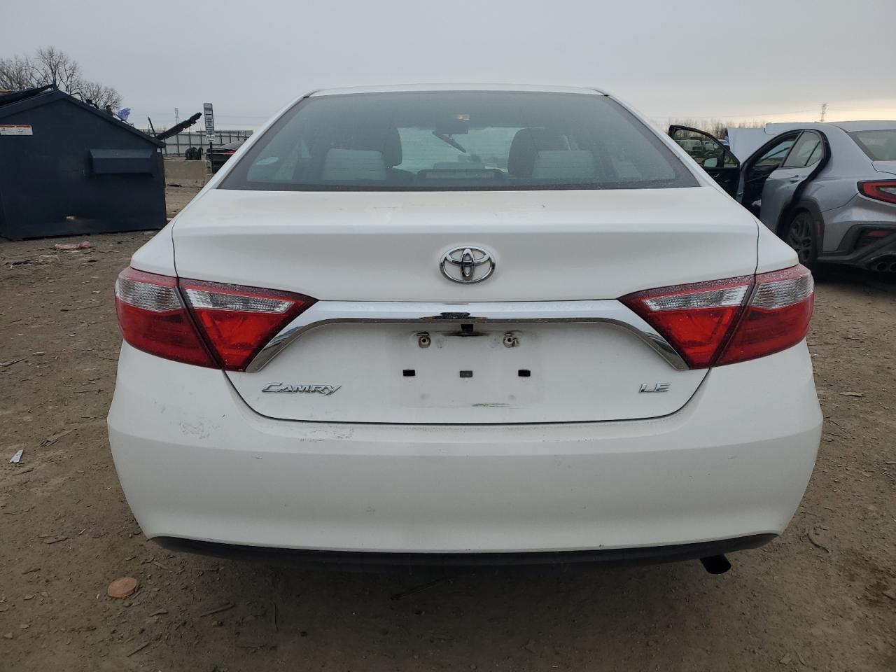 2017 TOYOTA CAMRY LE - Фото 6