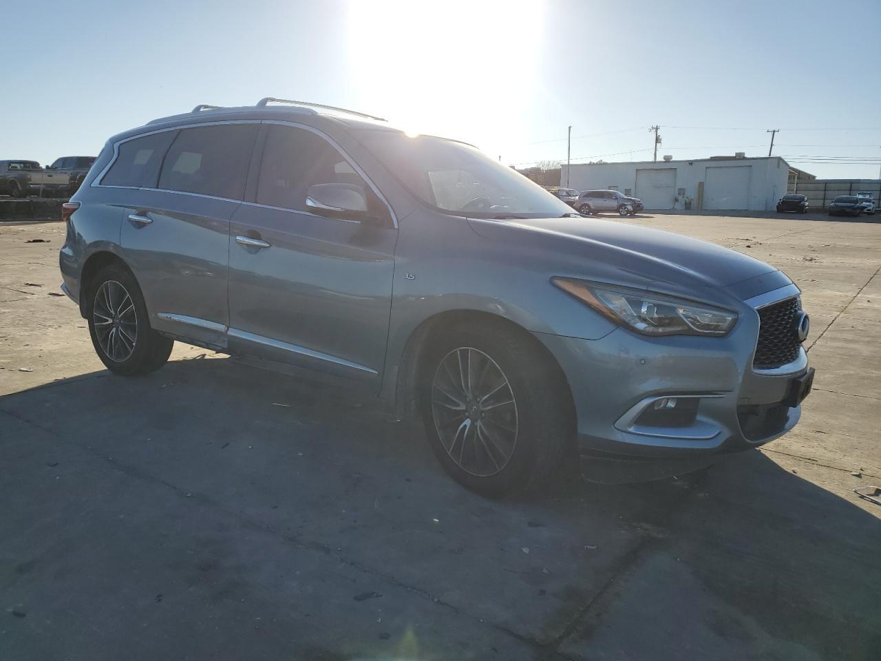 2016 INFINITI QX60 - Image 4