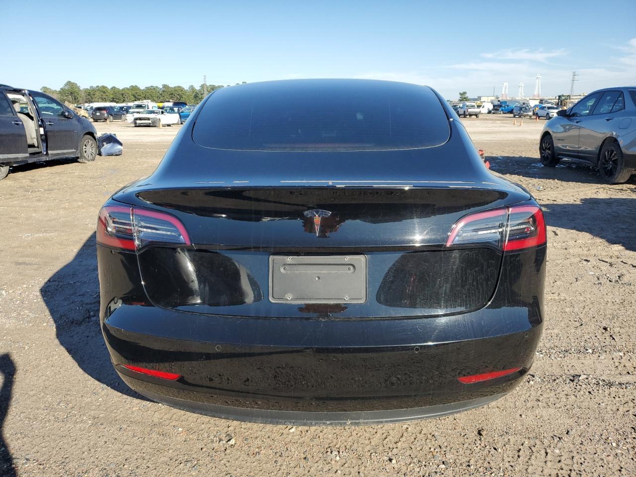 2021 TESLA MODEL 3 - Фото 6