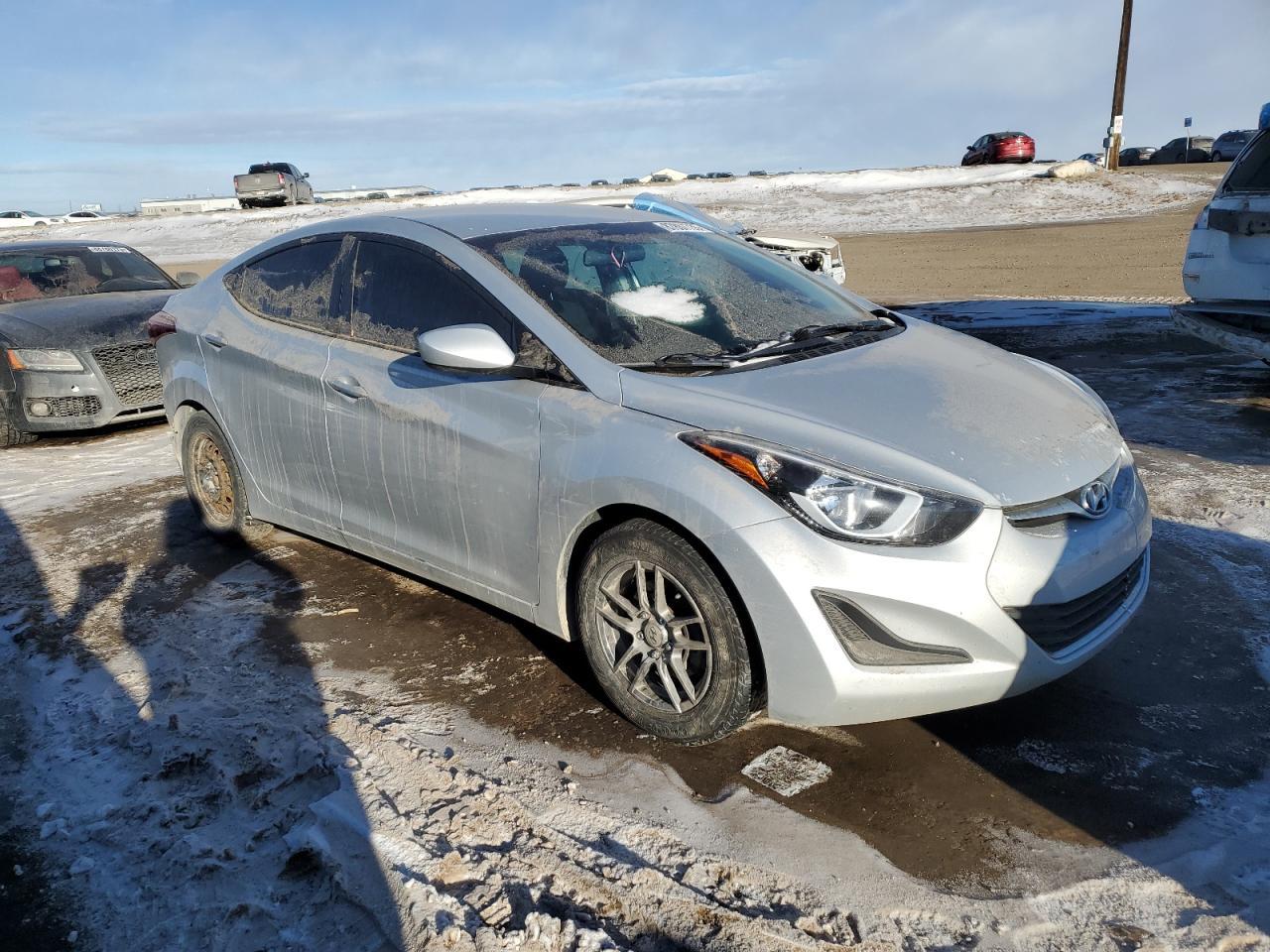2015 HYUNDAI ELANTRA SE - Фото 4