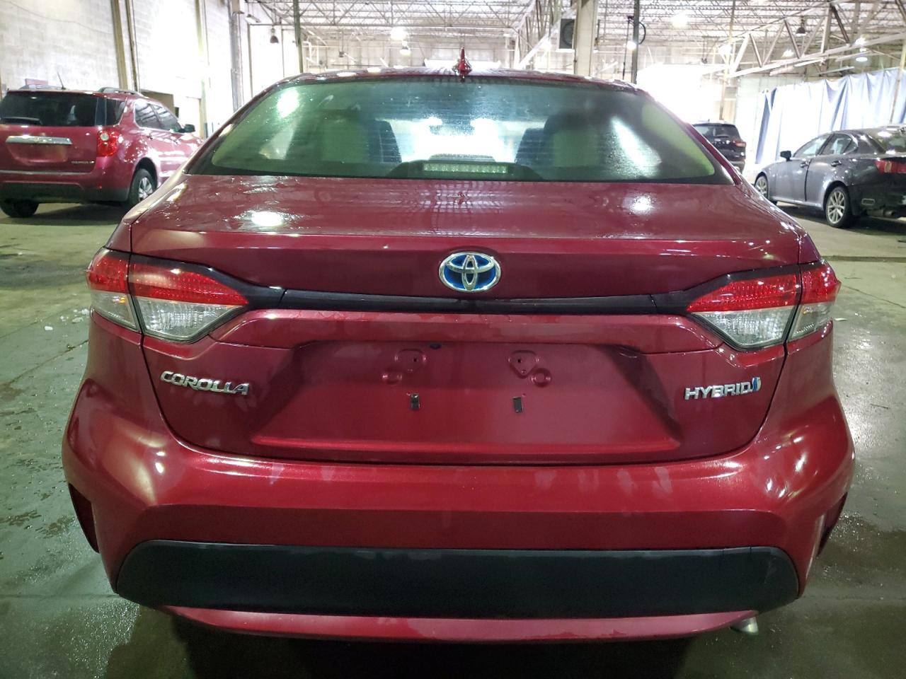2022 TOYOTA COROLLA LE - Фото 6