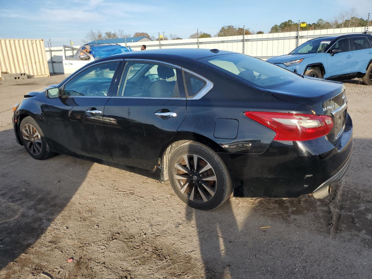 2018 NISSAN ALTIMA 2.5 - Фото 2