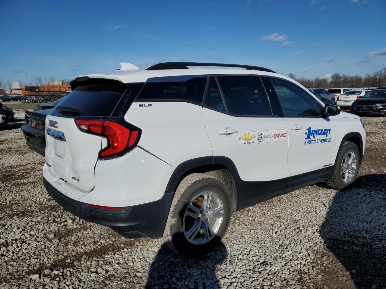 2019 GMC TERRAIN SL - Фото 3