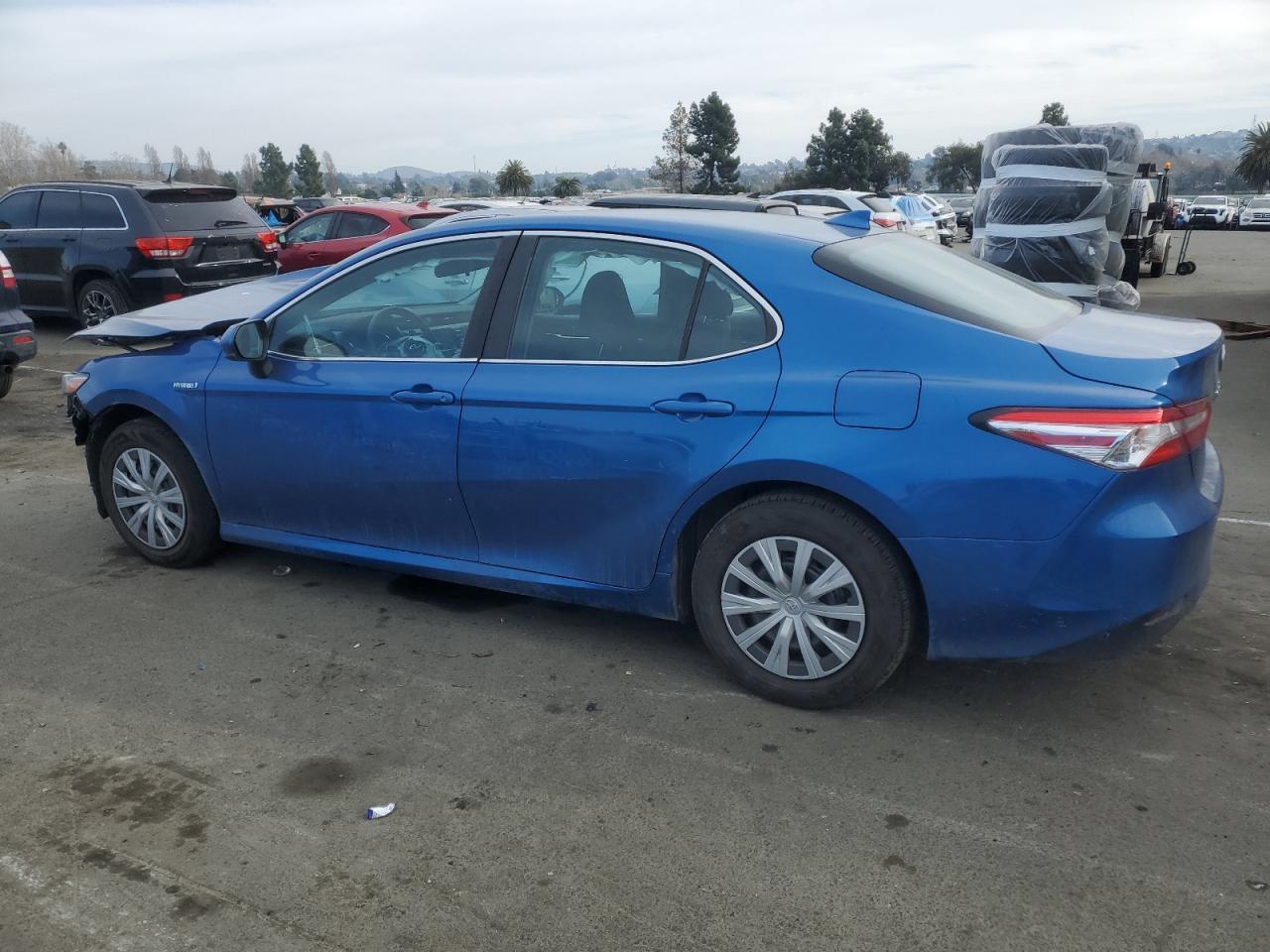2020 TOYOTA CAMRY LE - Image 2