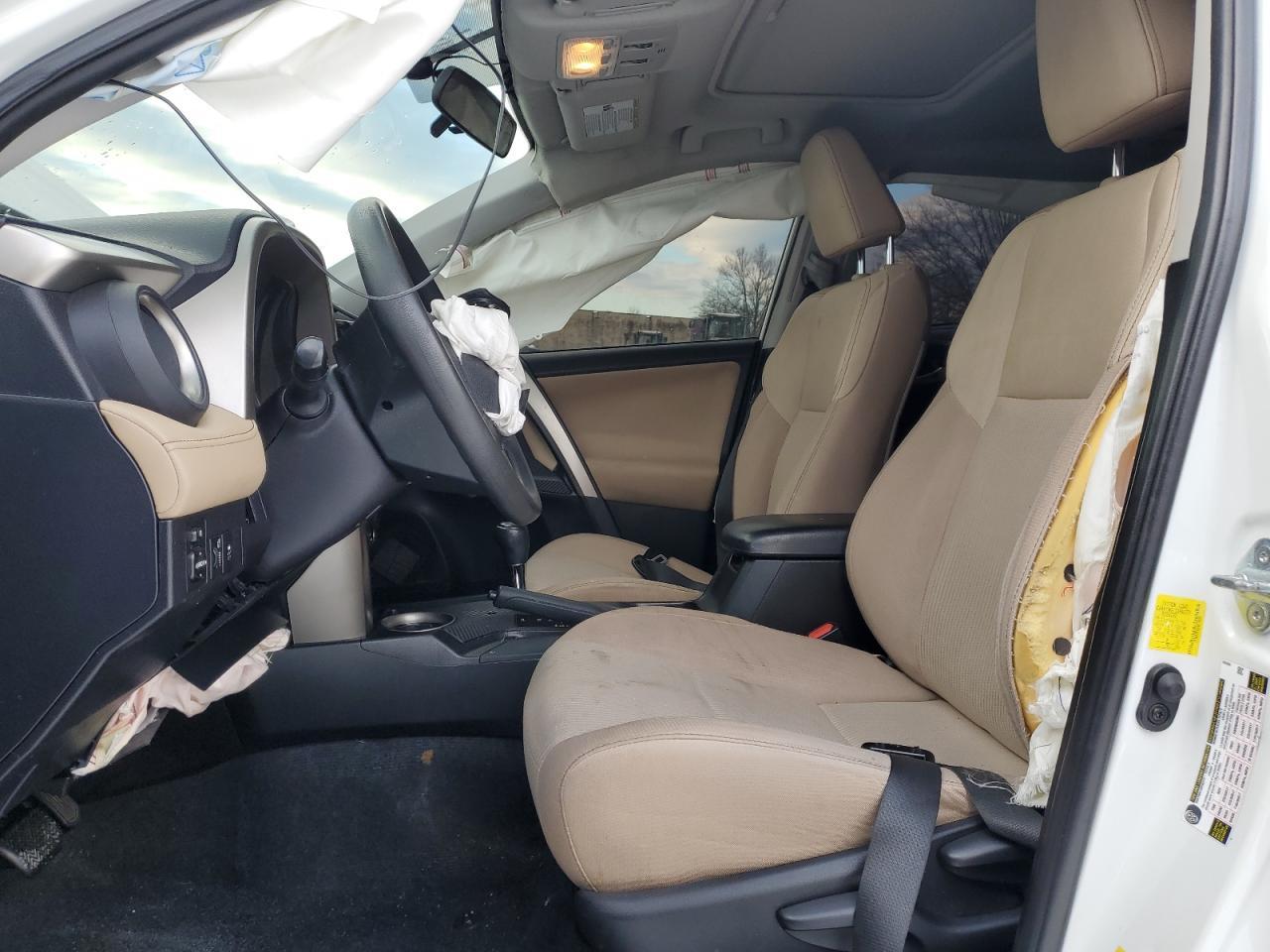 2015 TOYOTA RAV4 XLE - Фото 7