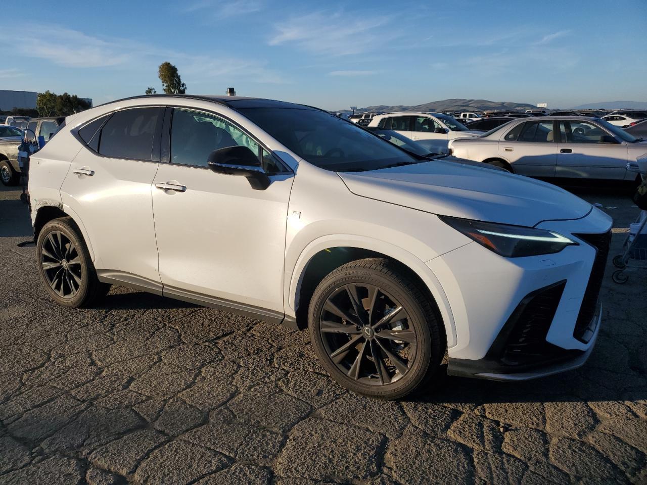 2024 LEXUS NX 350 LUX - Image 4