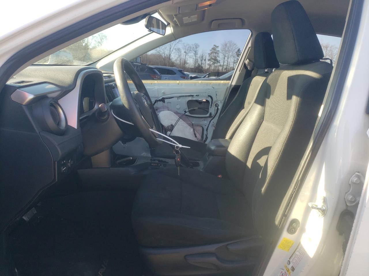 2018 TOYOTA RAV4 LE - Image 7