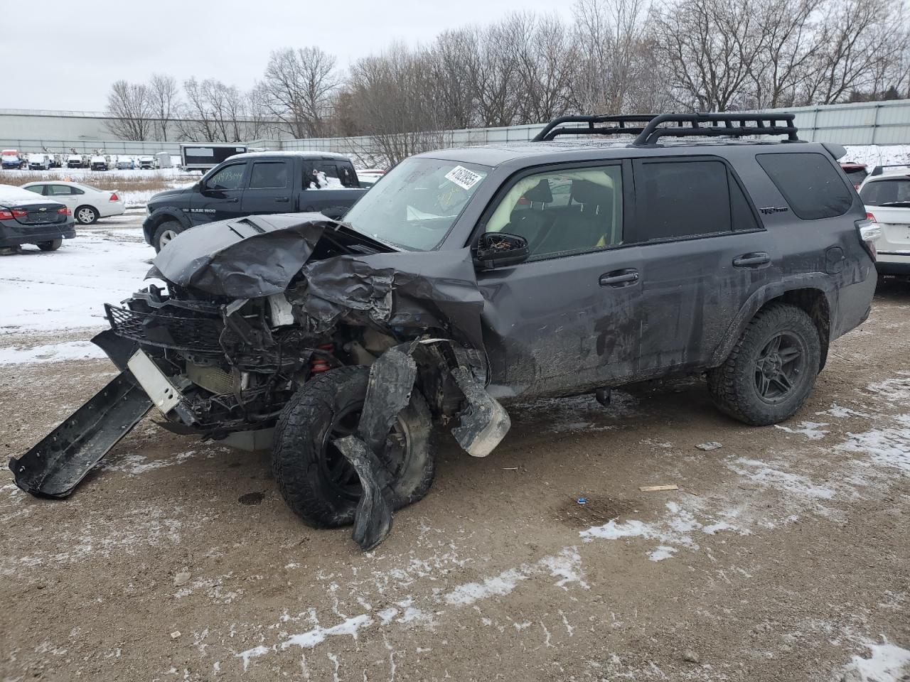 2022 TOYOTA 4RUNNER SR