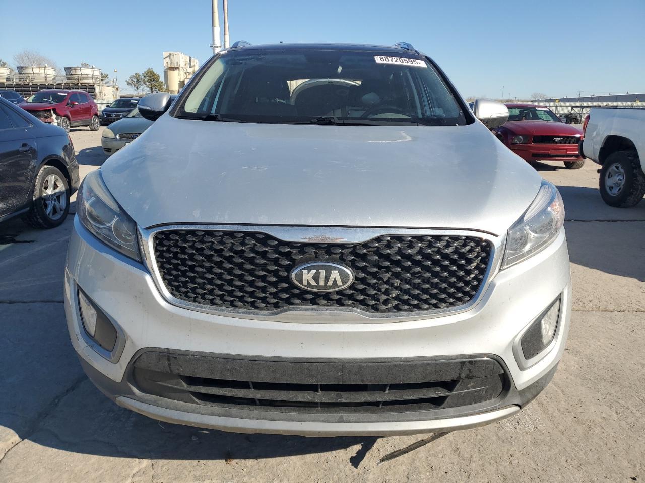 2016 KIA SORENTO EX - Image 5