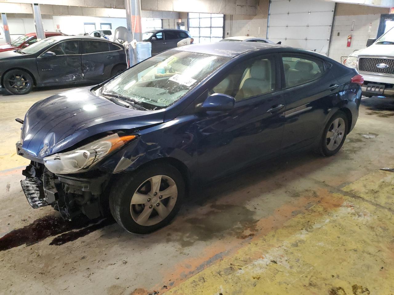 2013 HYUNDAI ELANTRA GL