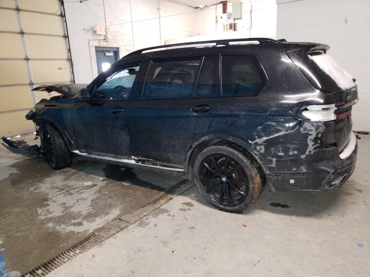 2024 BMW X7 XDRIVE4 - Image 2