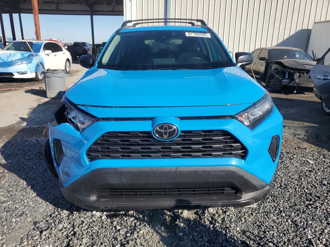 2021 TOYOTA RAV4 LE - Фото 5