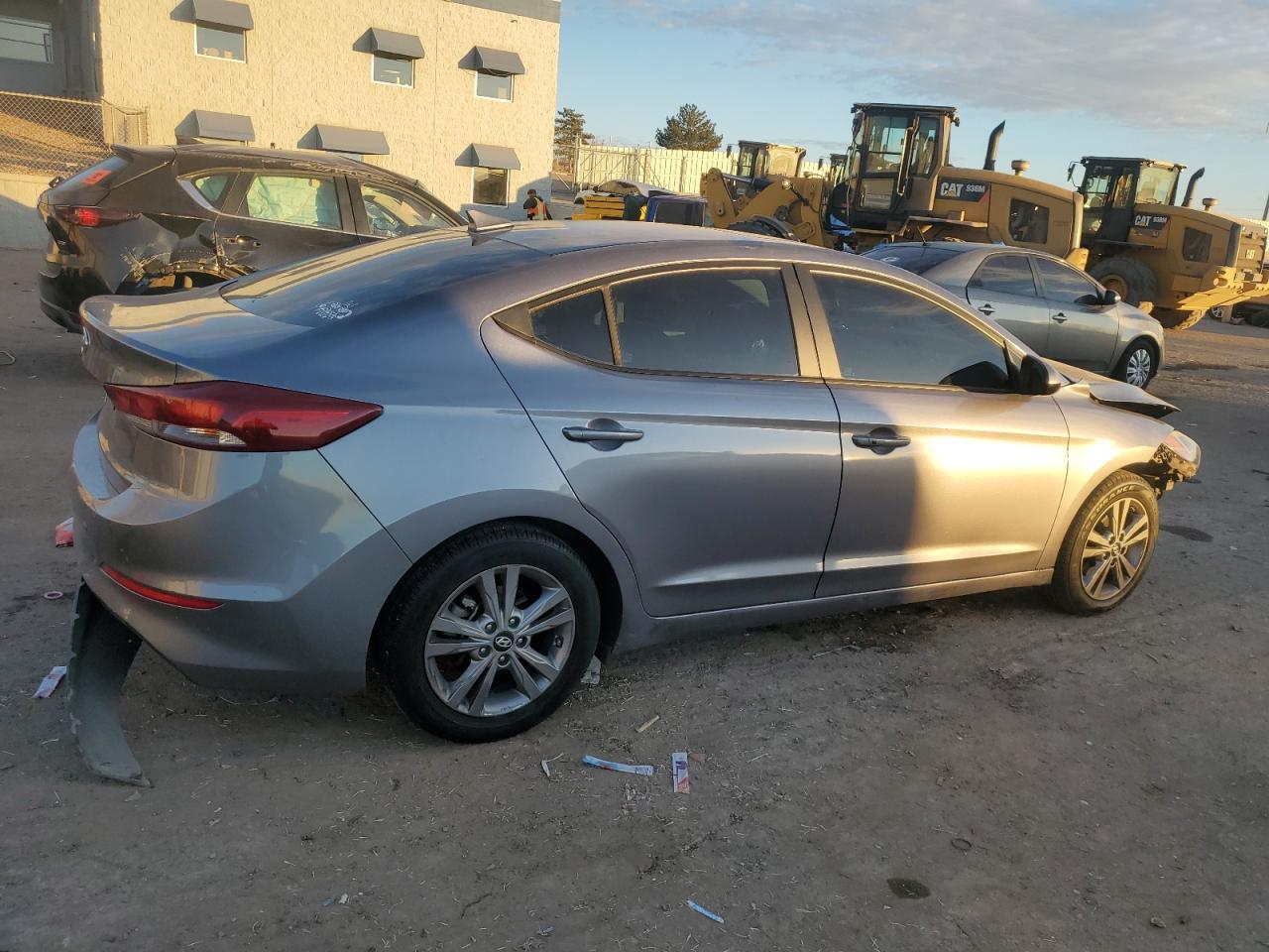 2018 HYUNDAI ELANTRA SE - Фото 3