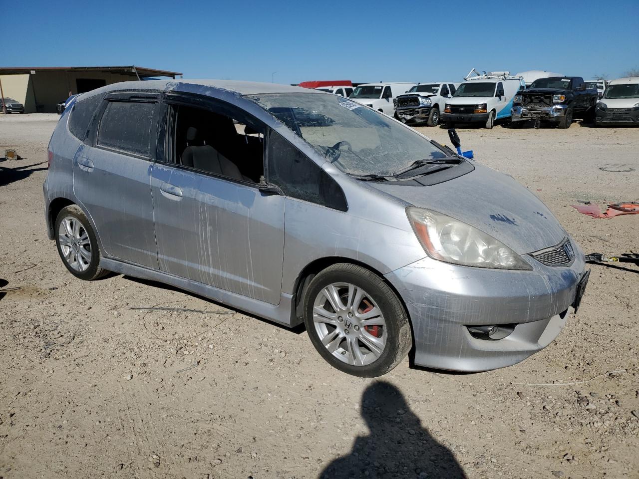 2011 HONDA FIT SPORT - Image 4