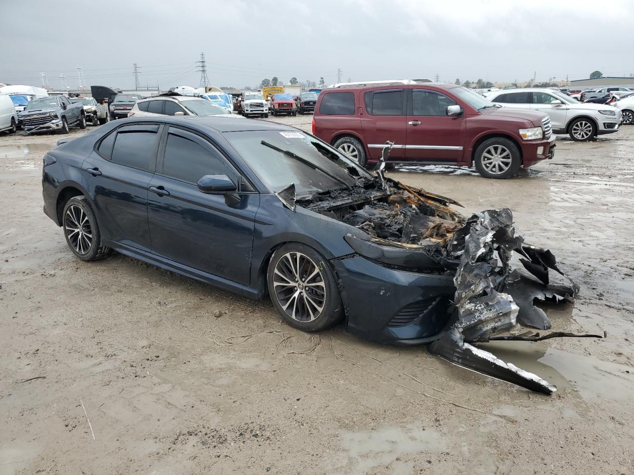 2018 TOYOTA CAMRY L - Image 4