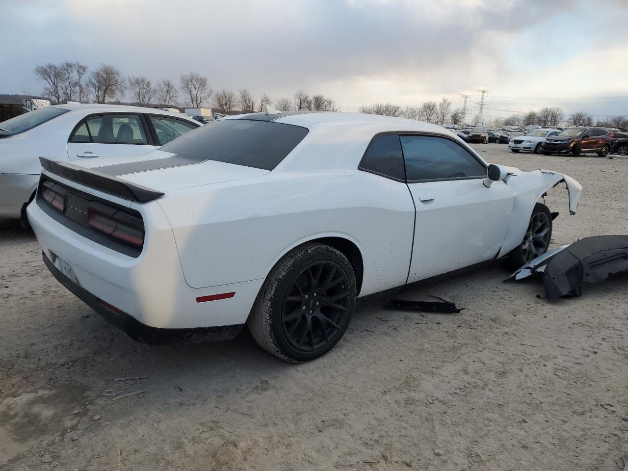 2016 DODGE CHALLENGER - Фото 3