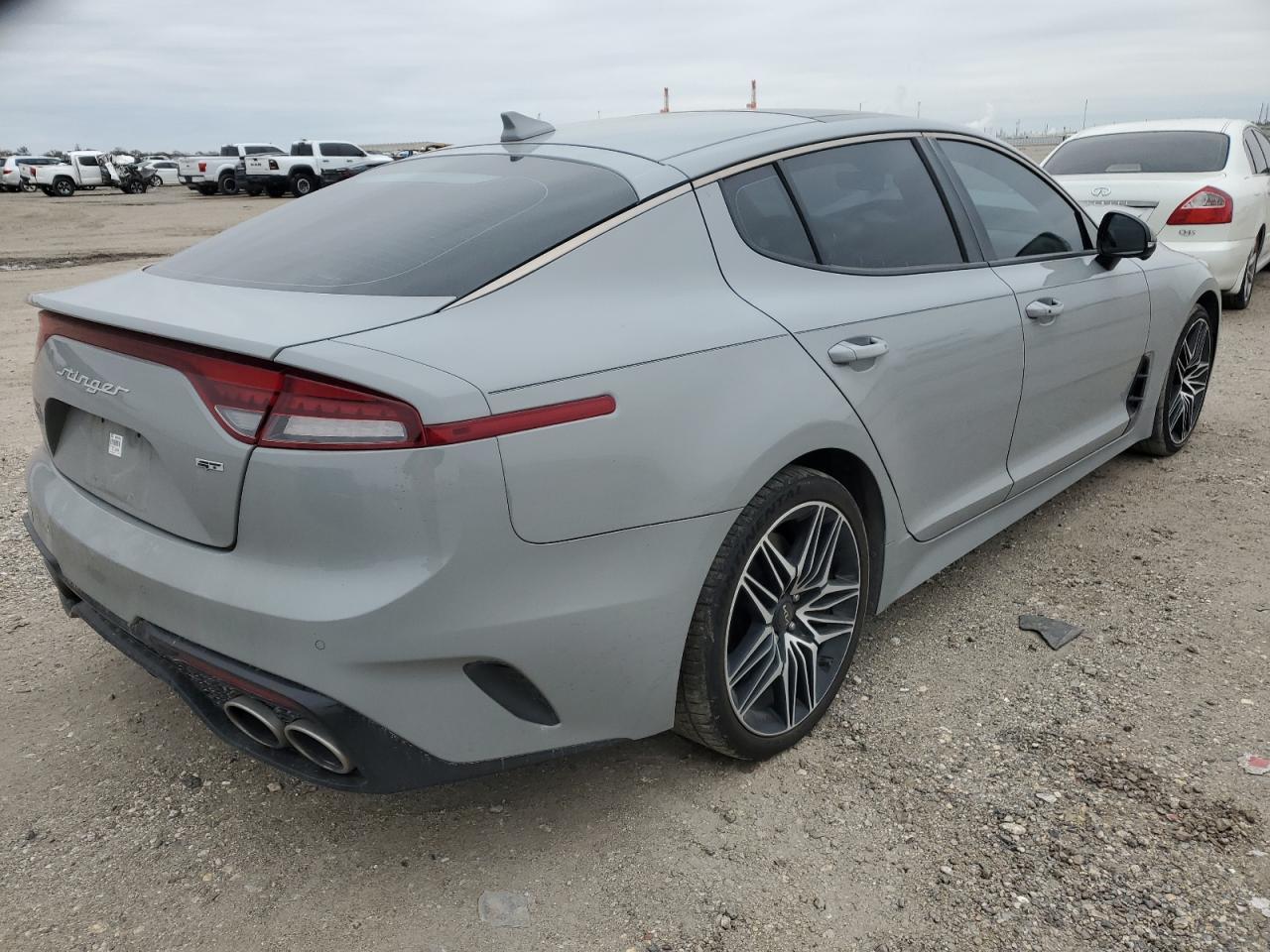 2023 KIA STINGER GT - Фото 3