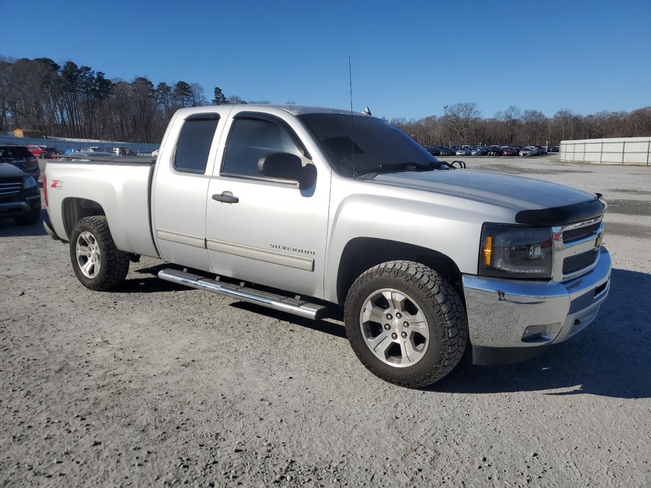 2013 CHEVROLET SILVERADO - Image 4