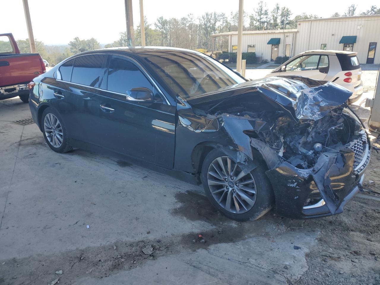 2018 INFINITI Q50 LUXE - Фото 4