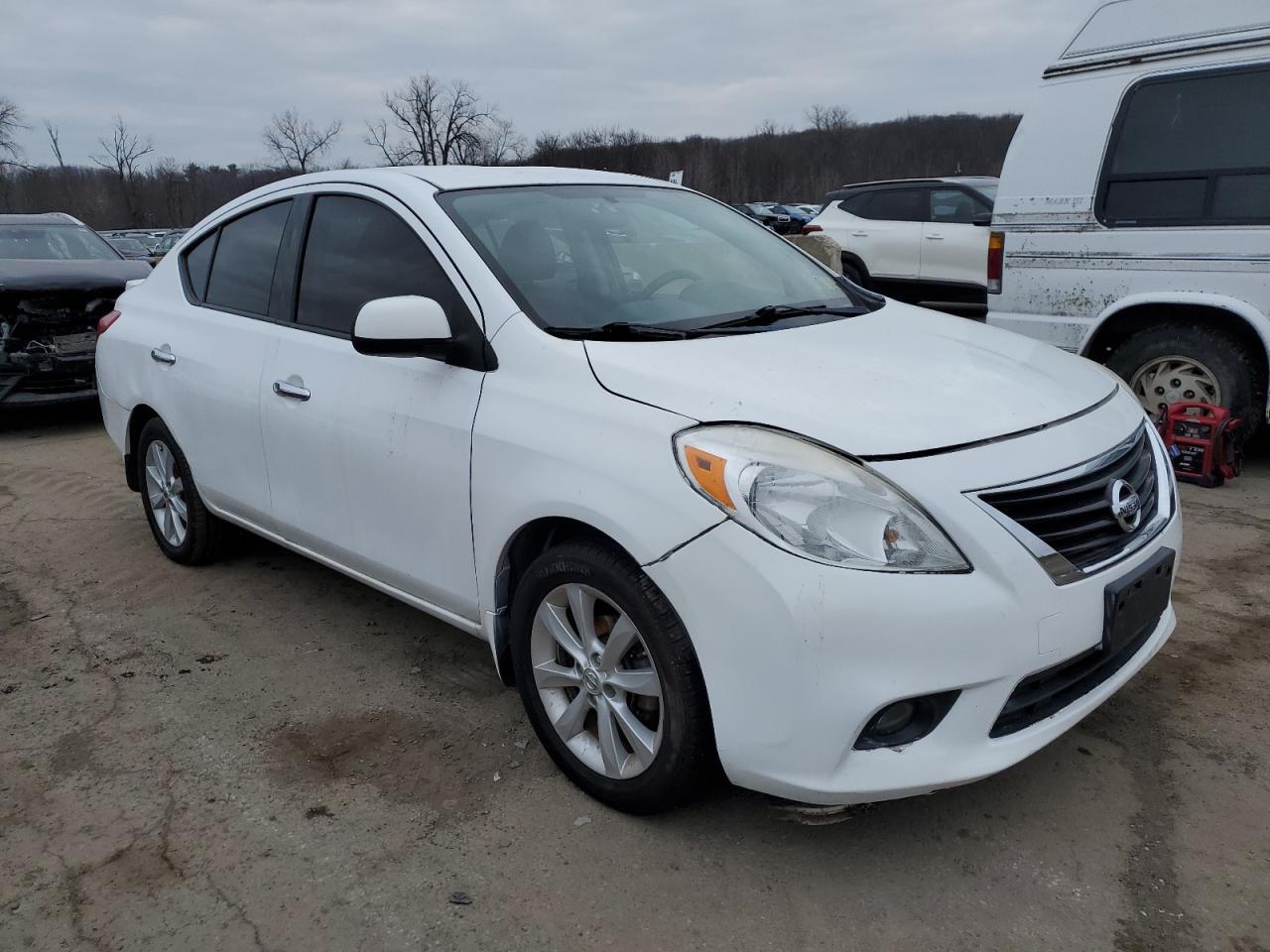 2014 NISSAN VERSA S - Image 4