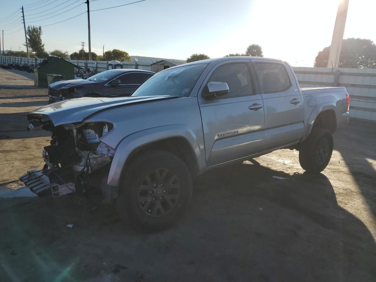 2020 TOYOTA TACOMA DOU