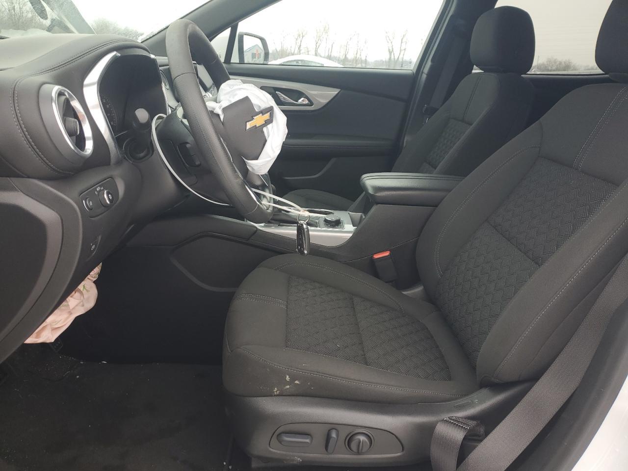 2022 CHEVROLET BLAZER 2LT - Image 7