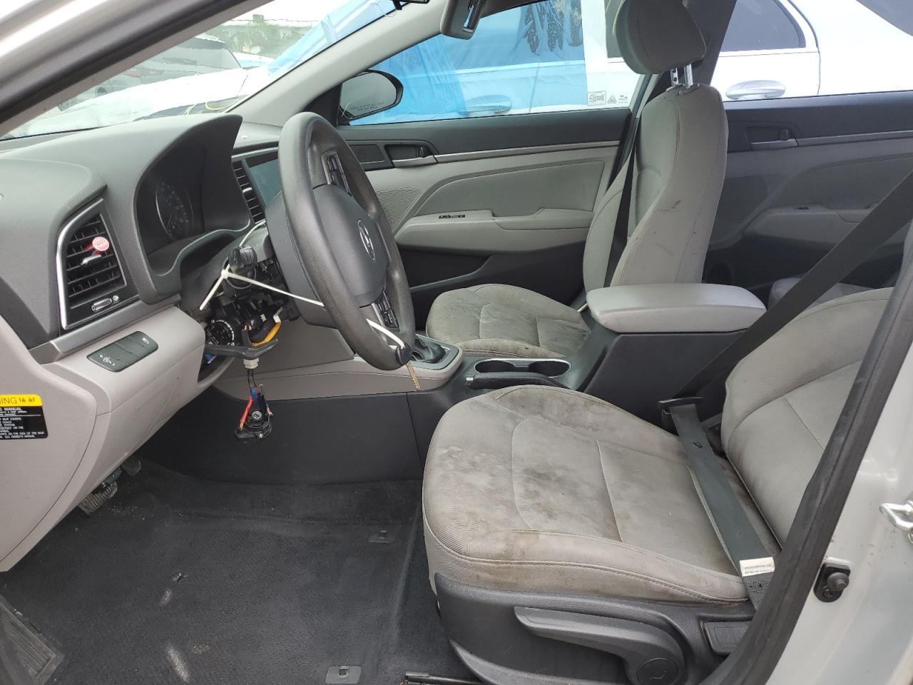 2017 HYUNDAI ELANTRA SE - Фото 7