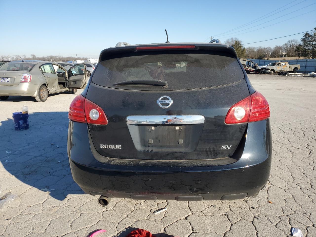 2013 NISSAN ROGUE S - Фото 6