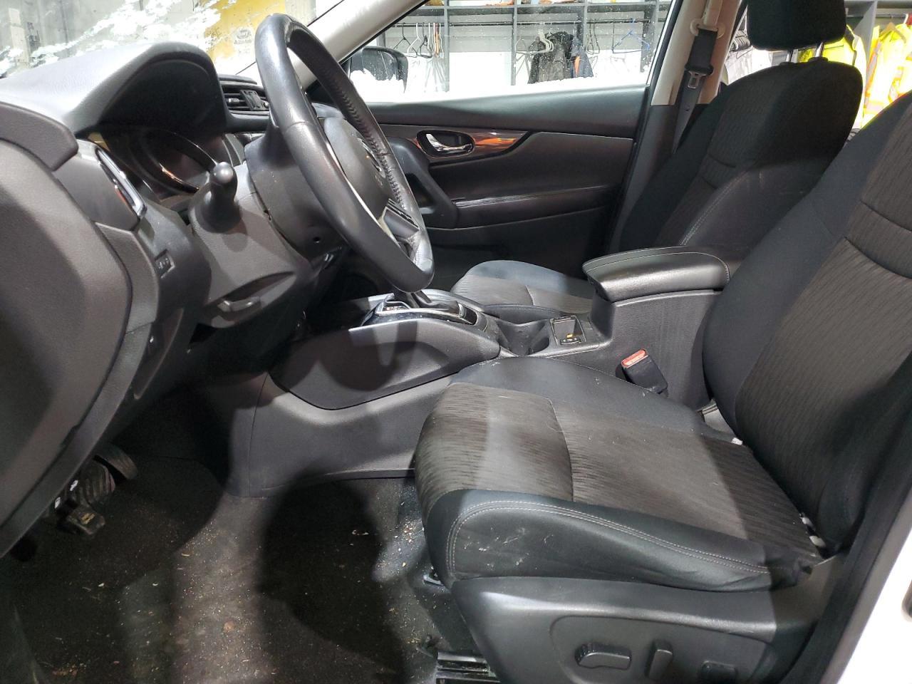 2017 NISSAN ROGUE SV - Фото 7