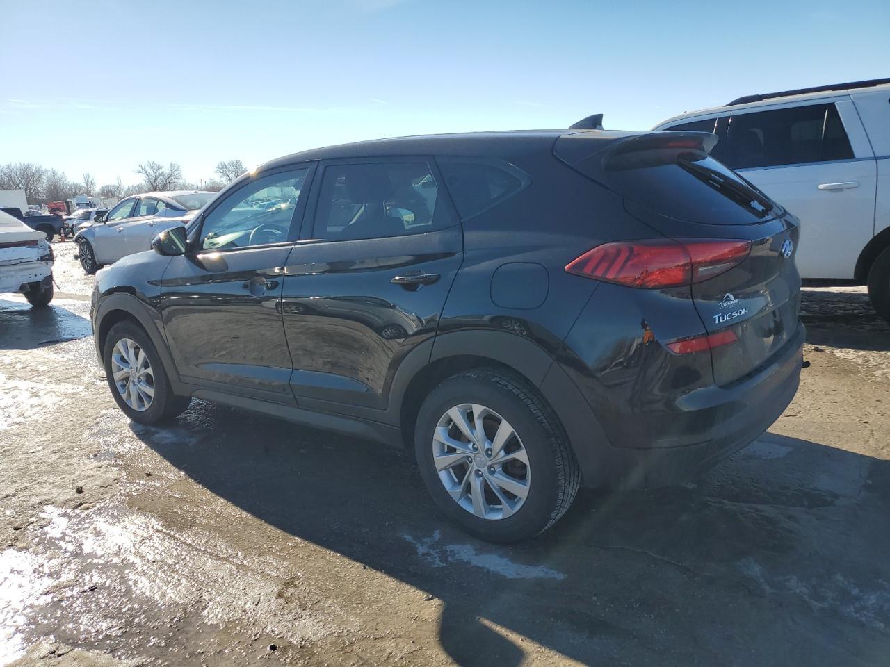 2019 HYUNDAI TUCSON SE - Фото 2