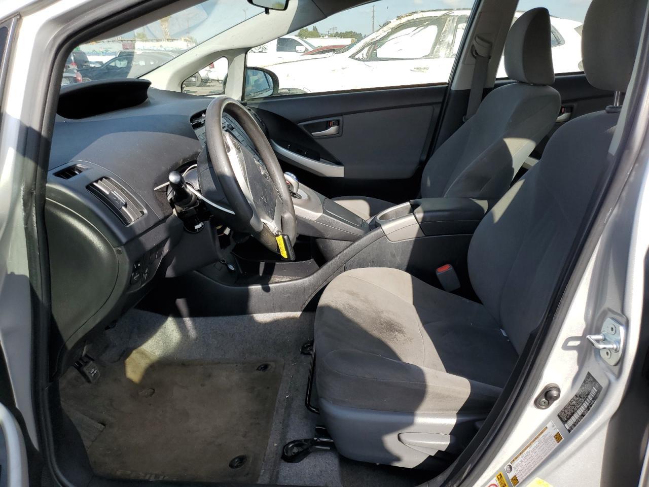 2015 TOYOTA PRIUS - Image 7