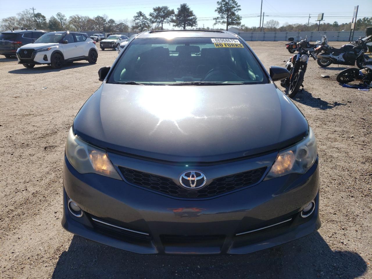 2012 TOYOTA CAMRY SE - Фото 5