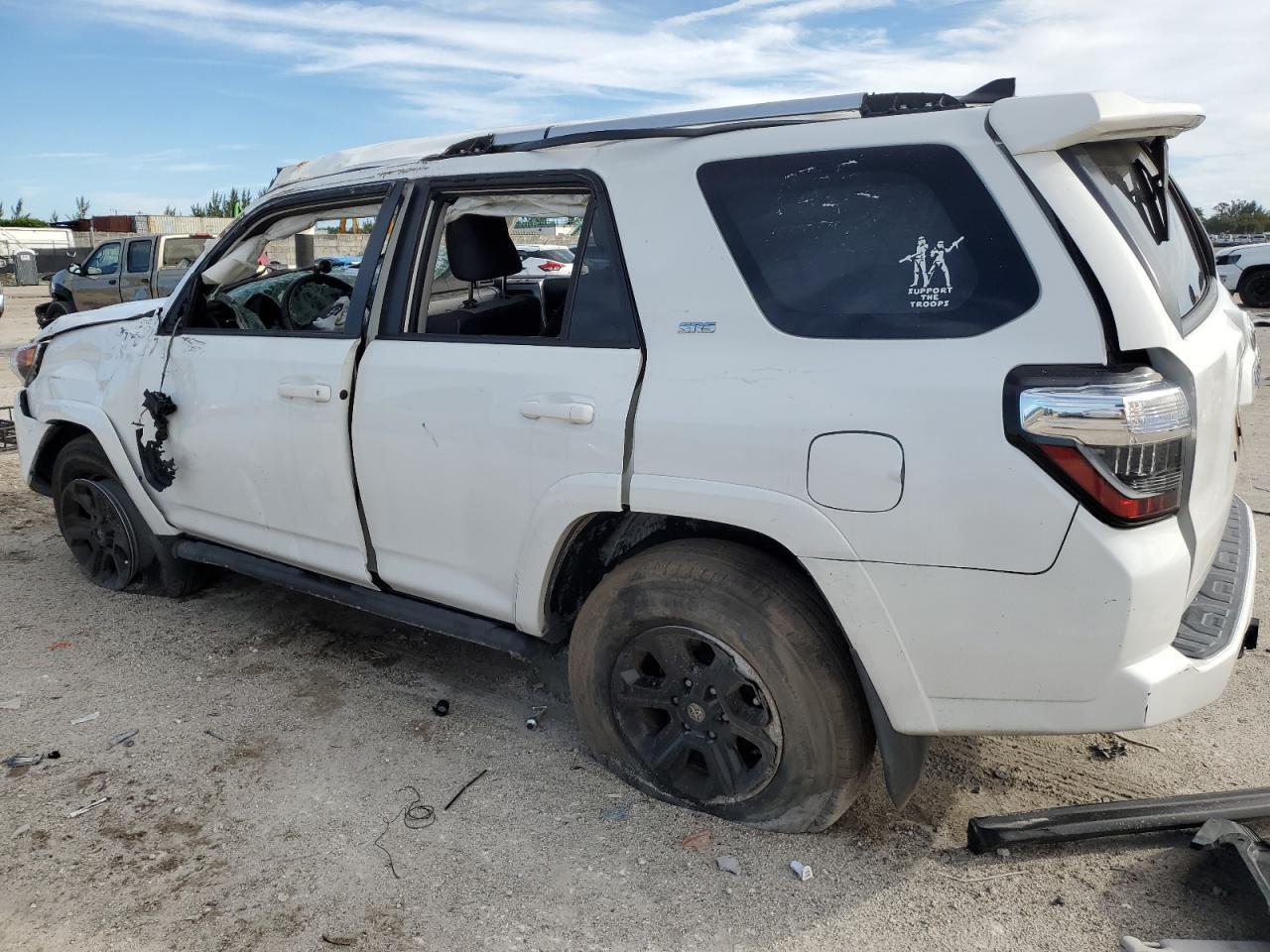 2018 TOYOTA 4RUNNER SR - Фото 2
