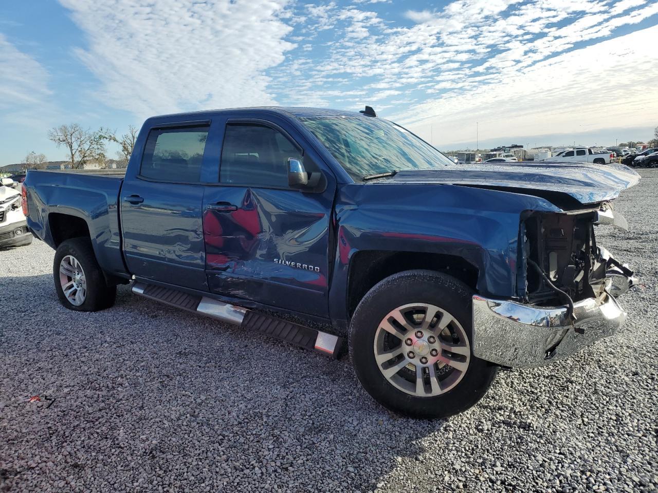 2016 CHEVROLET SILVERADO - Image 4