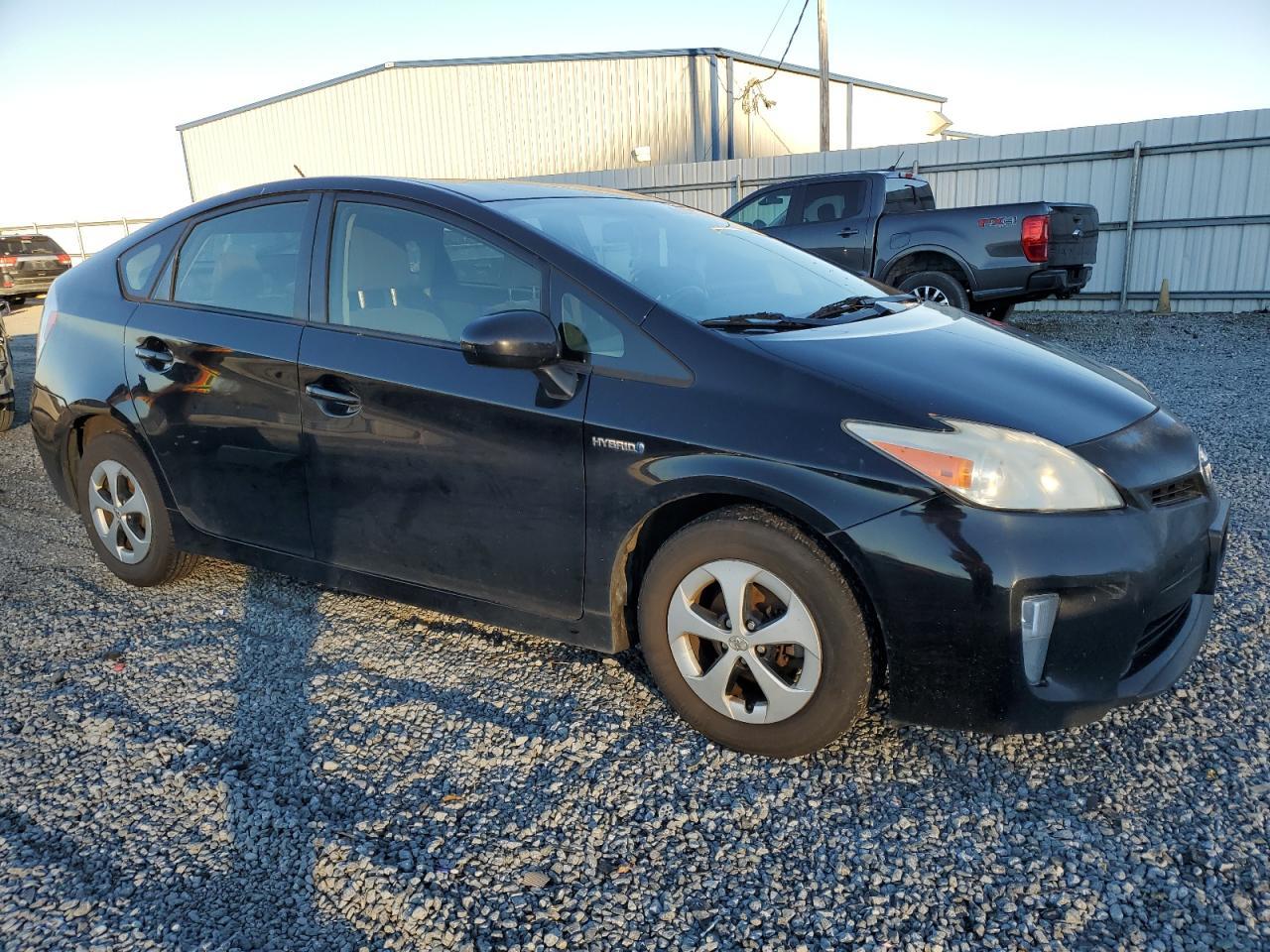 2013 TOYOTA PRIUS - Фото 4
