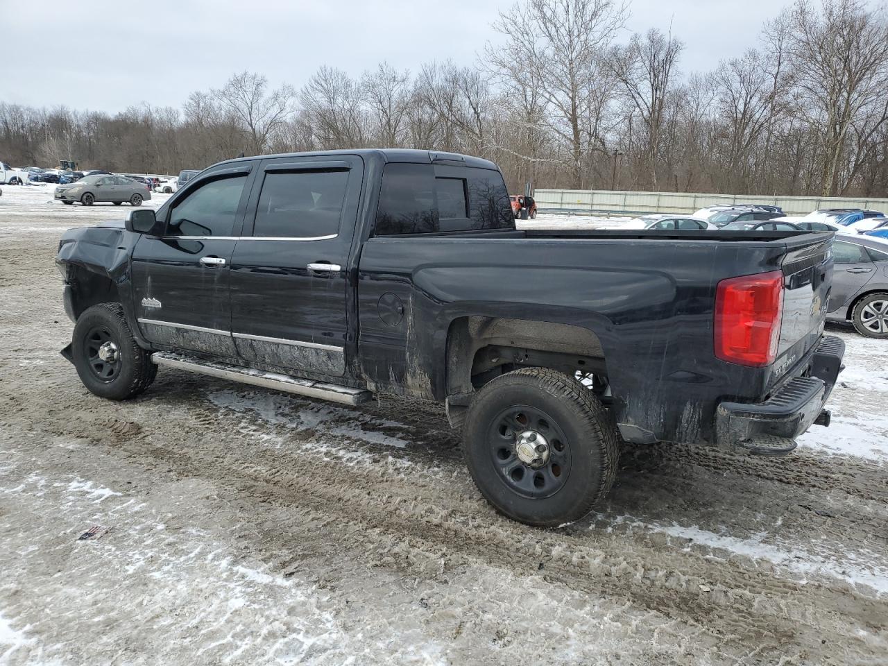 2018 CHEVROLET SILVERADO - Image 2