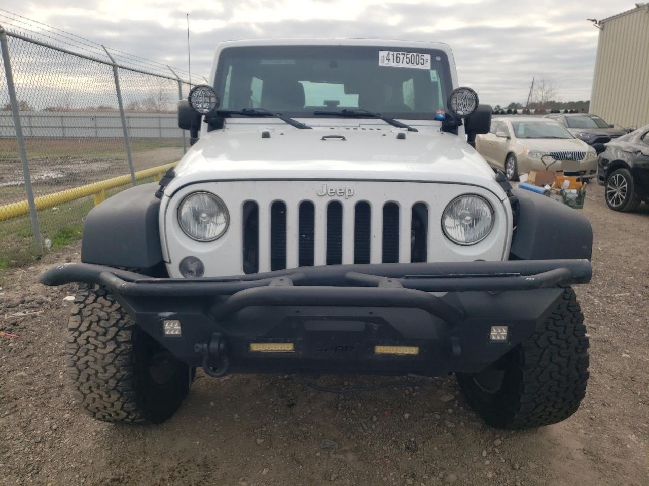 2015 JEEP WRANGLER U - Фото 5